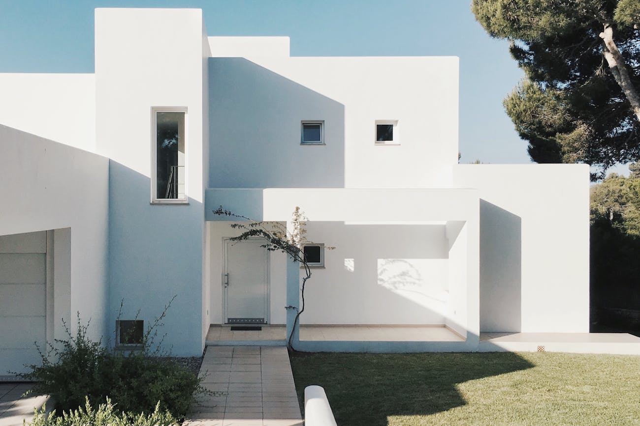 Classic House Design Concepts for Each Season